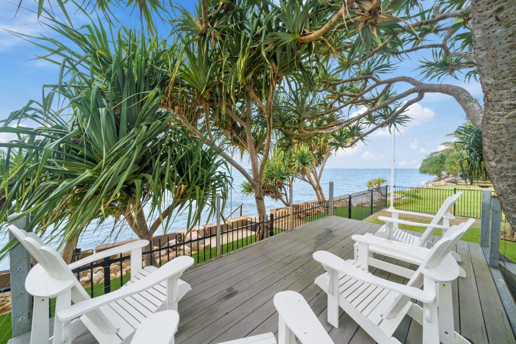 27 Coronation Ave, Beachmere, QLD 4510