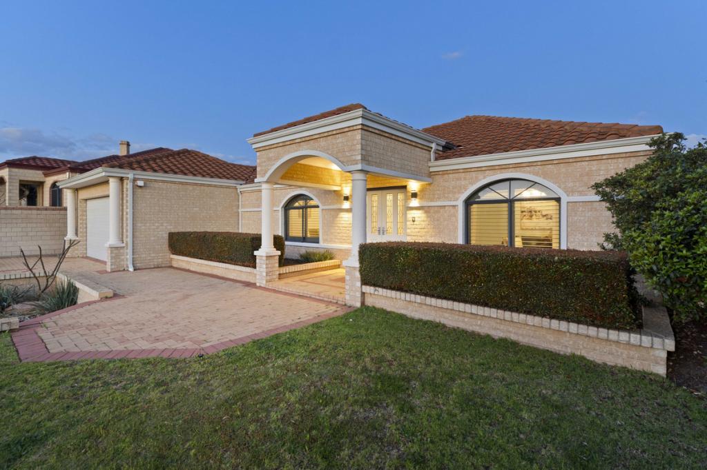 45 Whitecliffe Sq, Iluka, WA 6028
