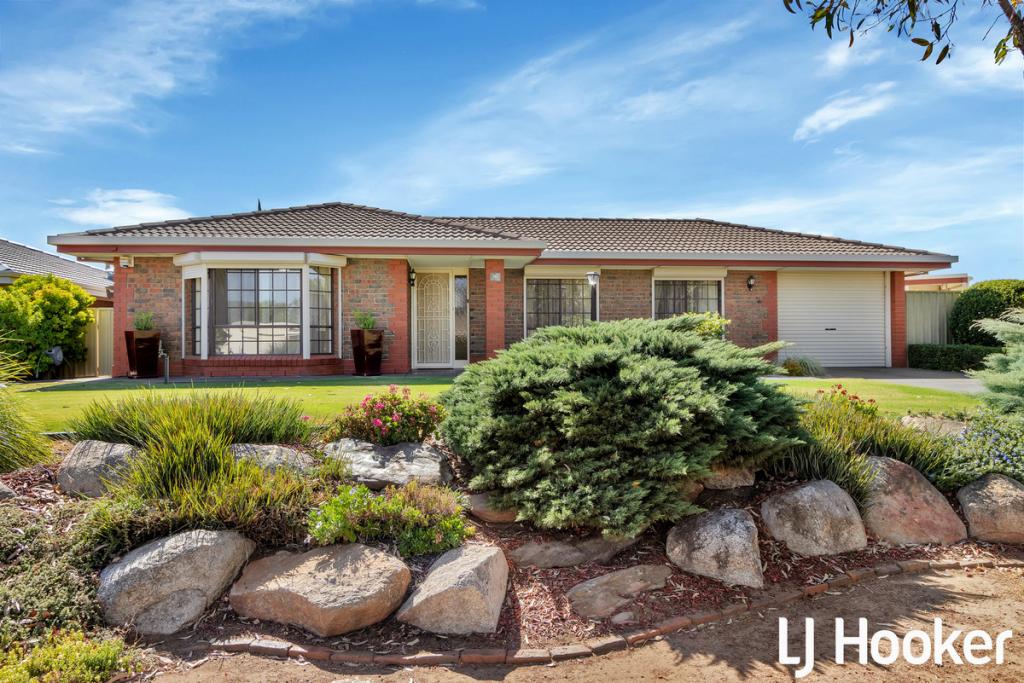 16 Bassett Cres, Gawler East, SA 5118