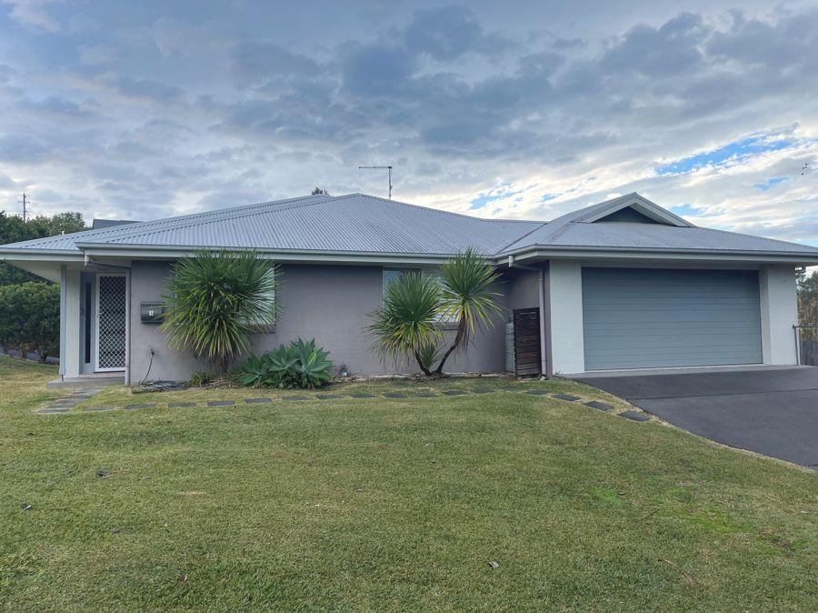 1 Tattersall Pl, Scotts Head, NSW 2447