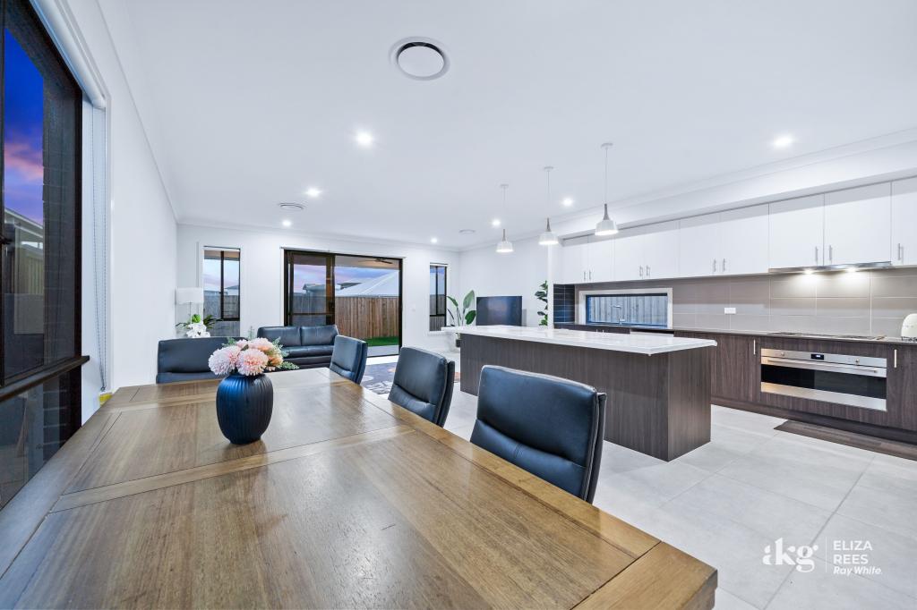 9 Crimson St, Greenbank, QLD 4124