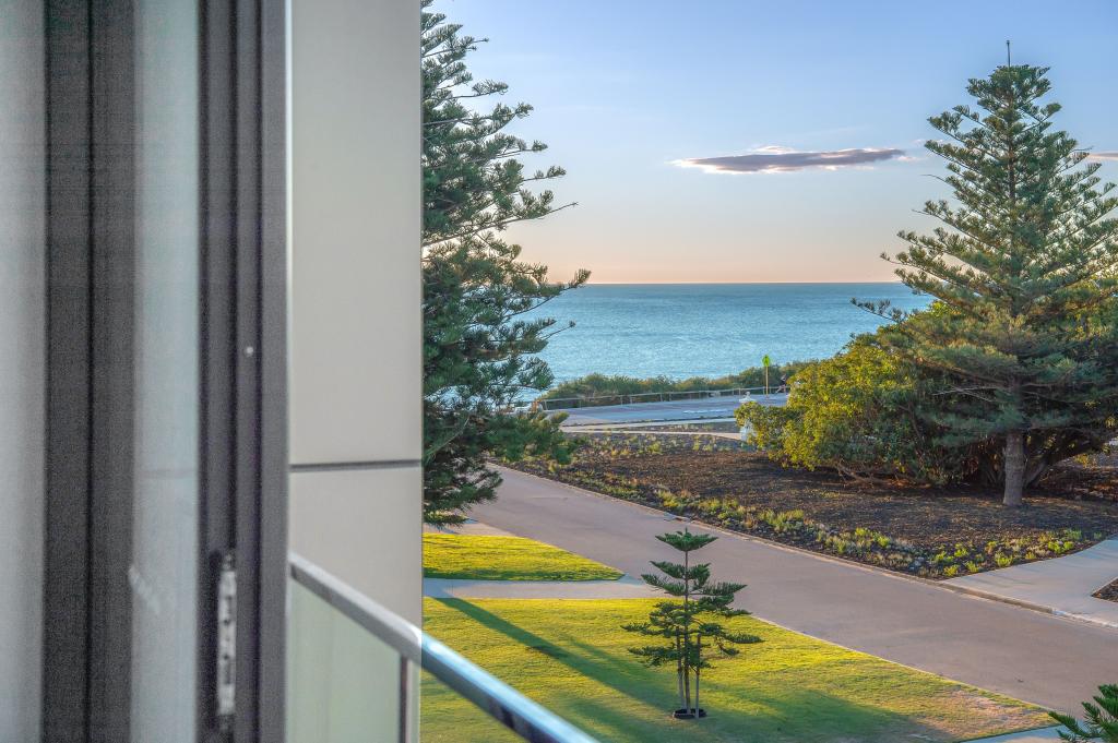 6/5 Warton St, Cottesloe, WA 6011