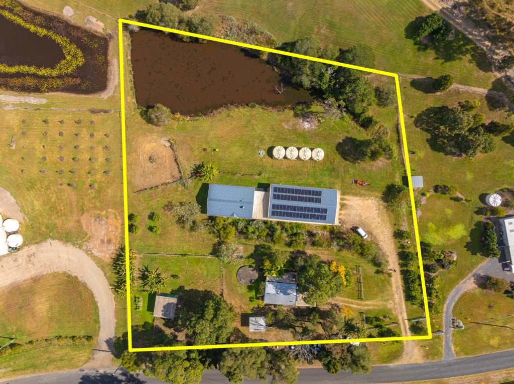 155 Fritz Rd, Chatsworth, QLD 4570