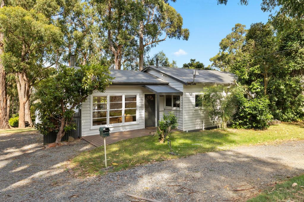 105 Alexander Ave, Upwey, VIC 3158