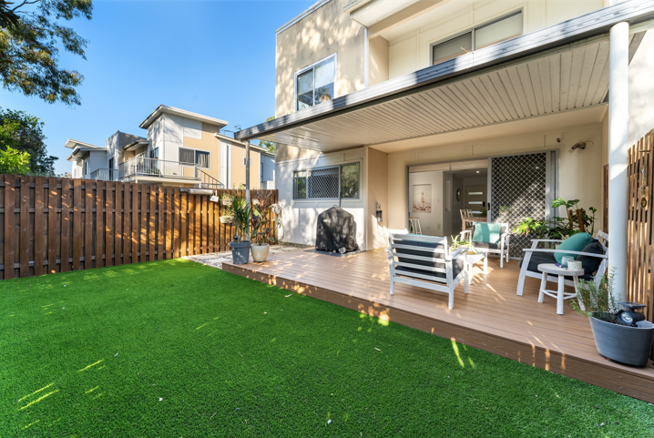 2/20 Preston Rd, Carina, QLD 4152