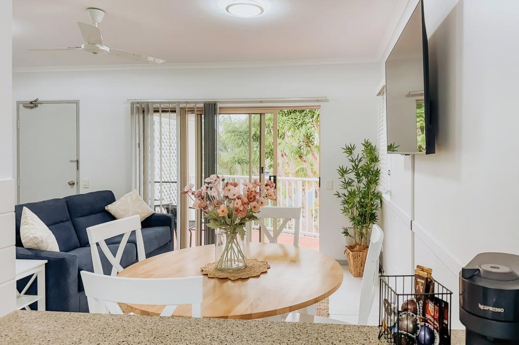 31/129-135 Oleander St, Holloways Beach, QLD 4878