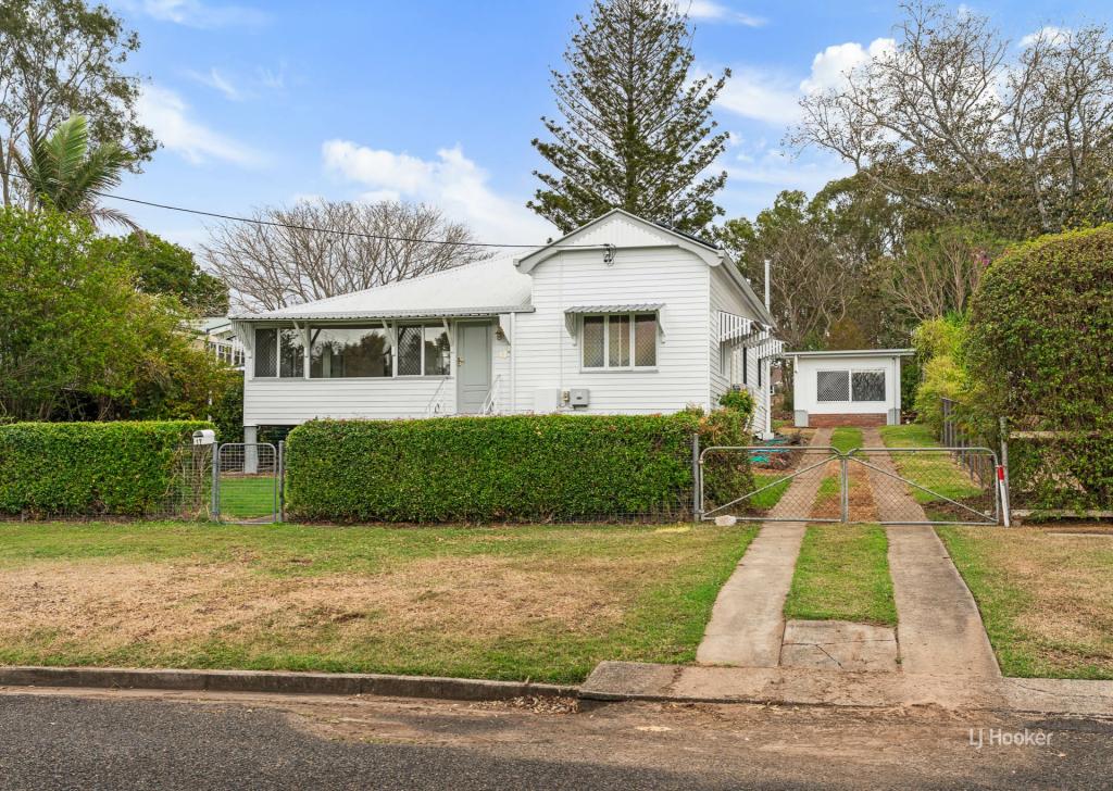 17 Drem St, Toogoolawah, QLD 4313