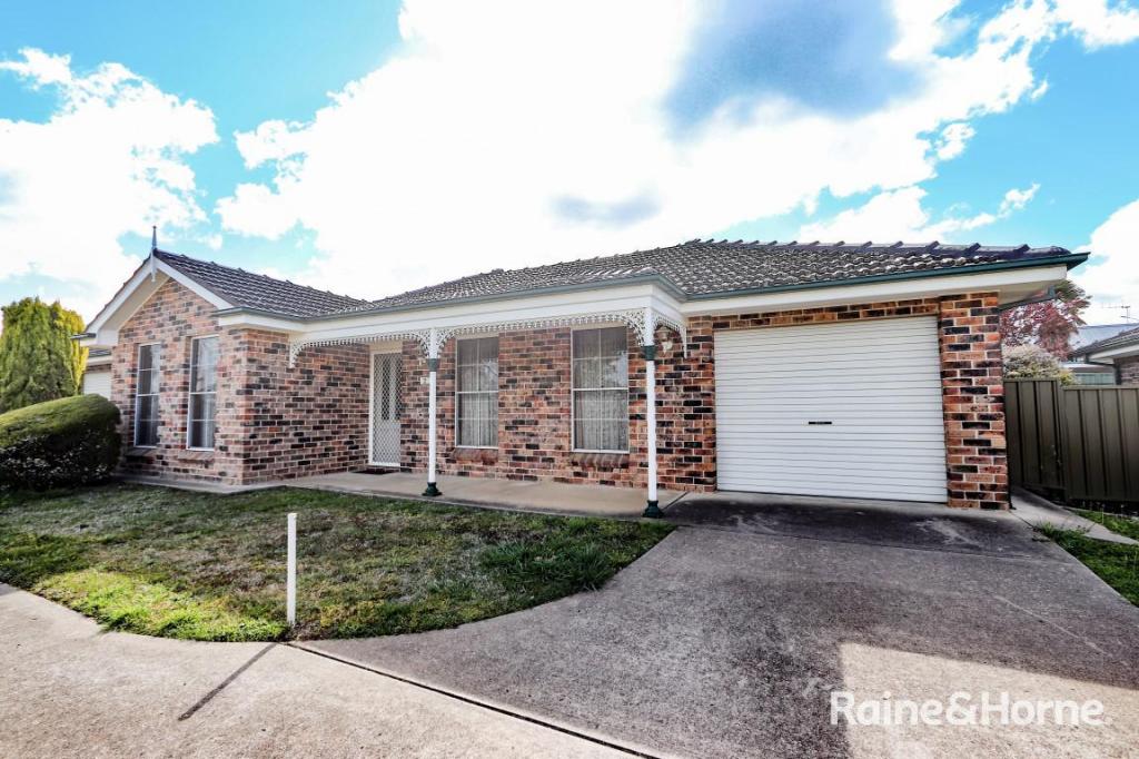 2/106 Piper St, Bathurst, NSW 2795
