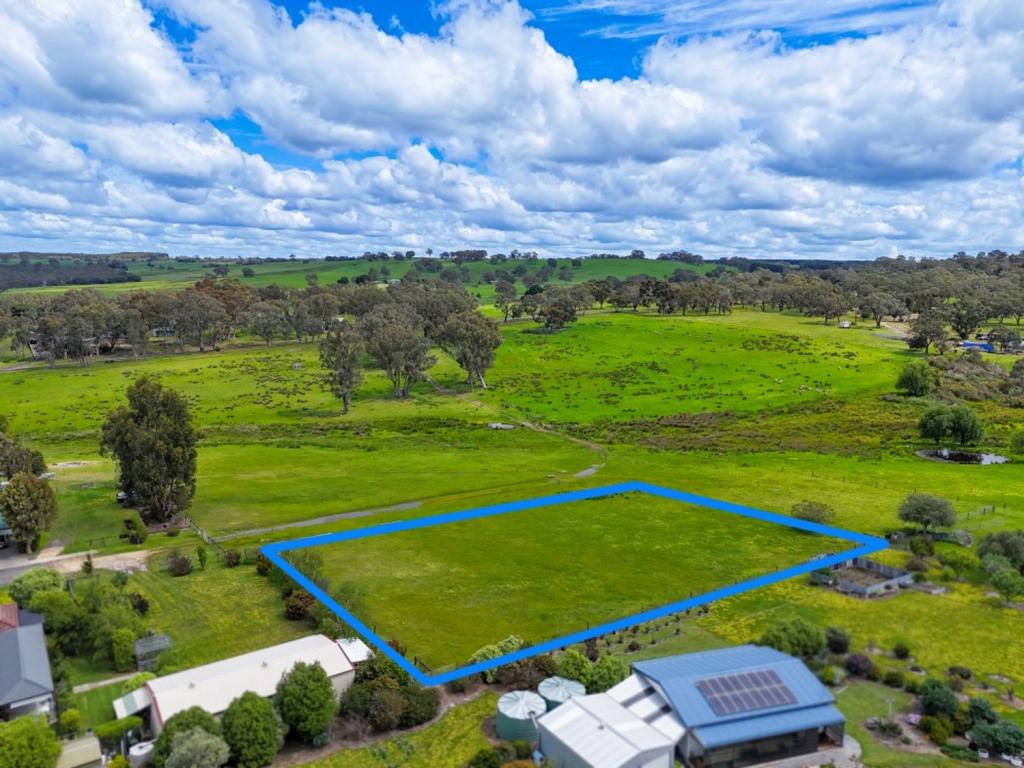 32-36 Roberts St, Casterton, VIC 3311