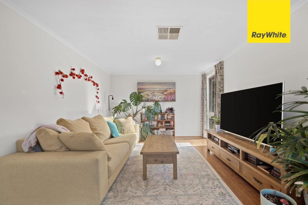 19 Maidment Pl, Kambah, ACT 2902