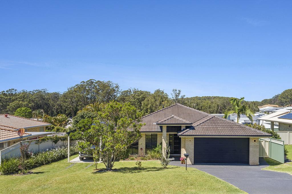 8 Rutland St, Bonville, NSW 2450