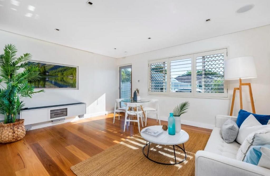 2/25 Oliver St, Freshwater, NSW 2096