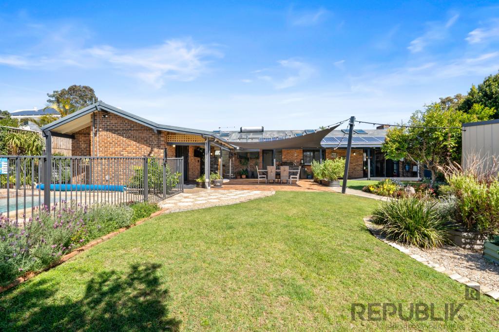 9 Baxton Pl, Shailer Park, QLD 4128