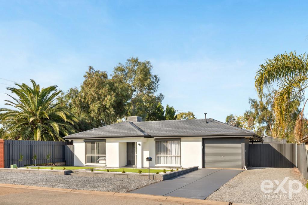 1 Riddoch Dr, Andrews Farm, SA 5114