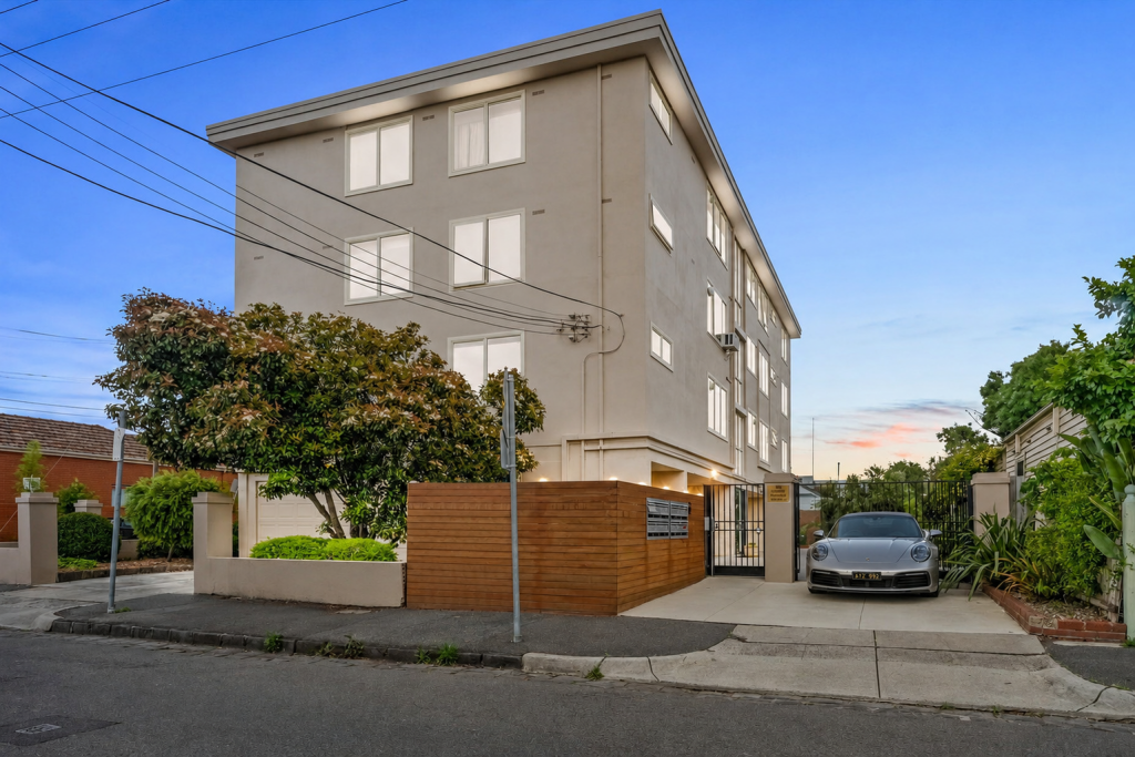 8/15 De Carle St, Brunswick, VIC 3056
