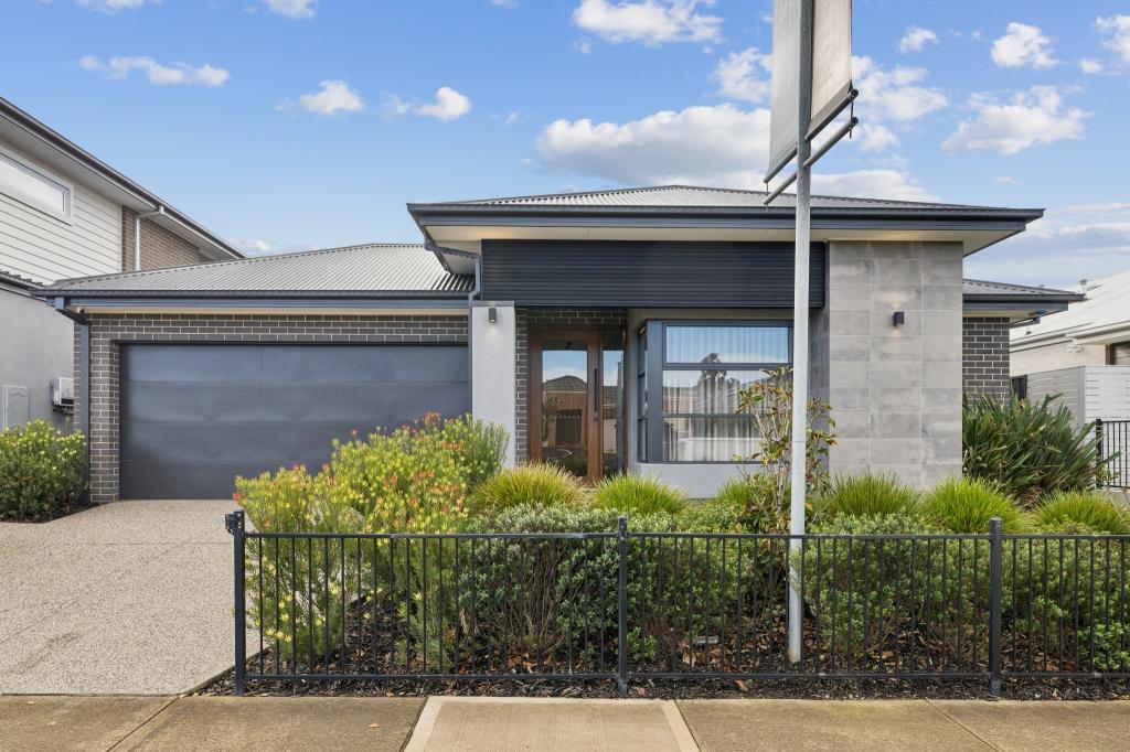 254 SOLDIERS RD, BERWICK, VIC 3806