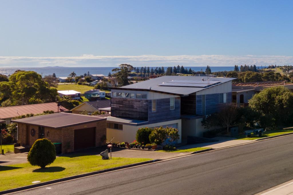 36 Parbery Ave, Bermagui, NSW 2546