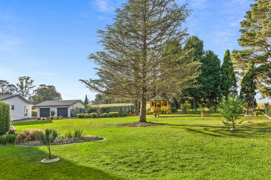 2 Westminster Pl, Burradoo, NSW 2576