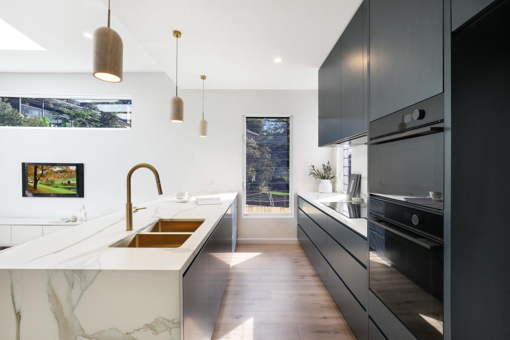 17a Colleen Gr, Wollongong, NSW 2500