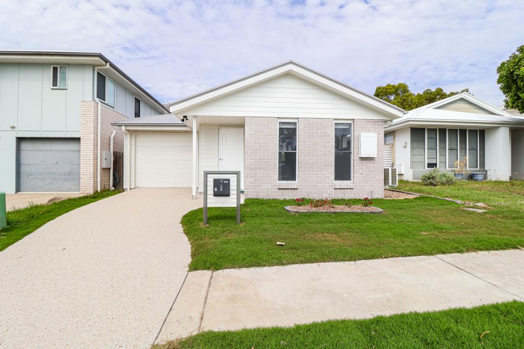 5 Aurora Rd, Tannum Sands, QLD 4680