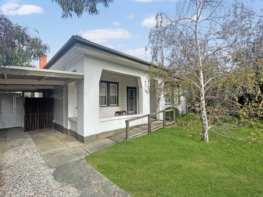155 MUNRO ST, COBURG, VIC 3058