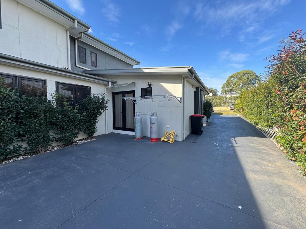 10a Doral Gr, Luddenham, NSW 2745