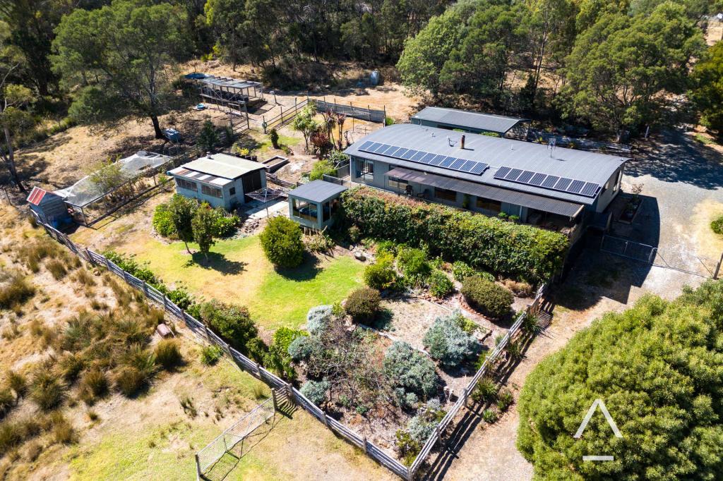 14 HILLWOOD RD, HILLWOOD, TAS 7252