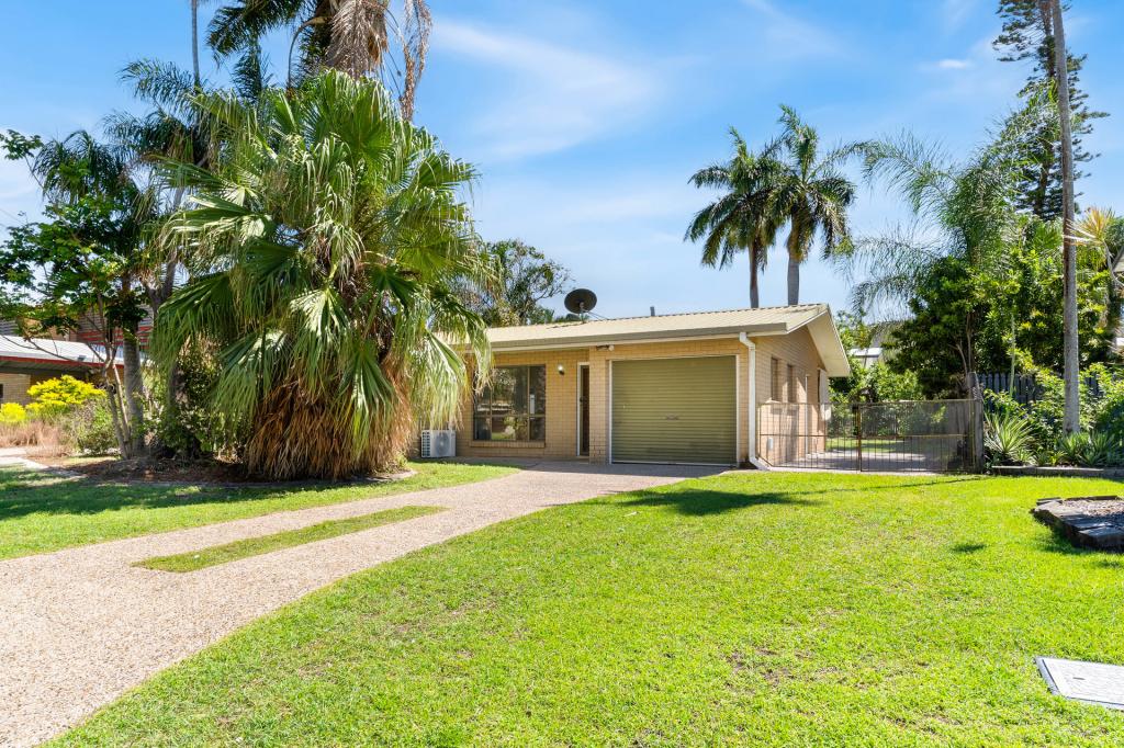 14 Chalmers St, Norman Gardens, QLD 4701