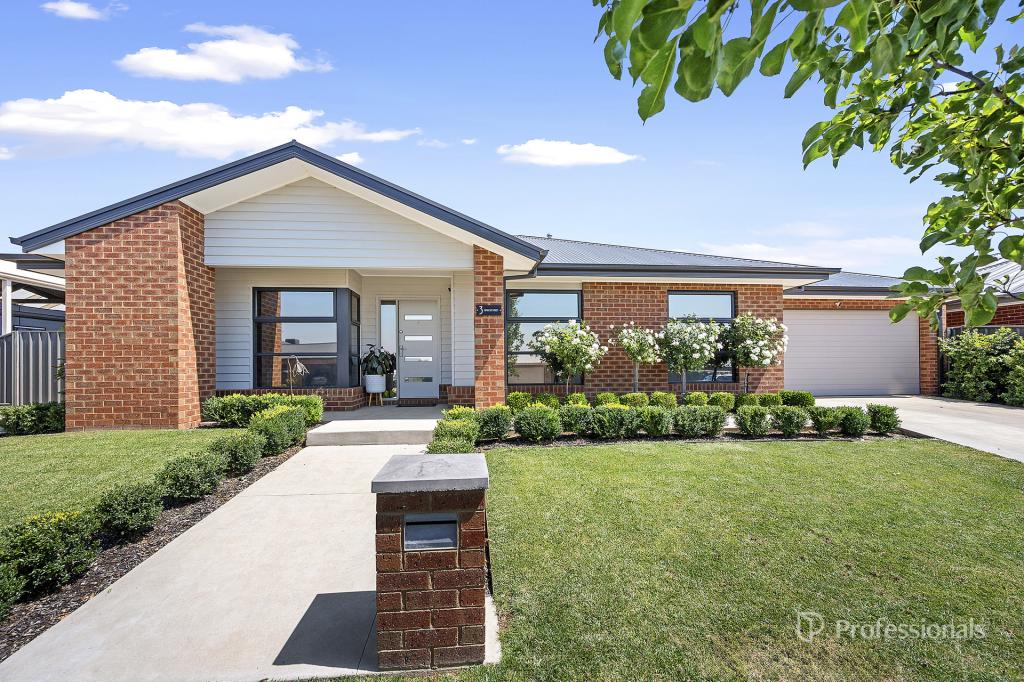 3 CHISHOLM ST, MARYBOROUGH, VIC 3465