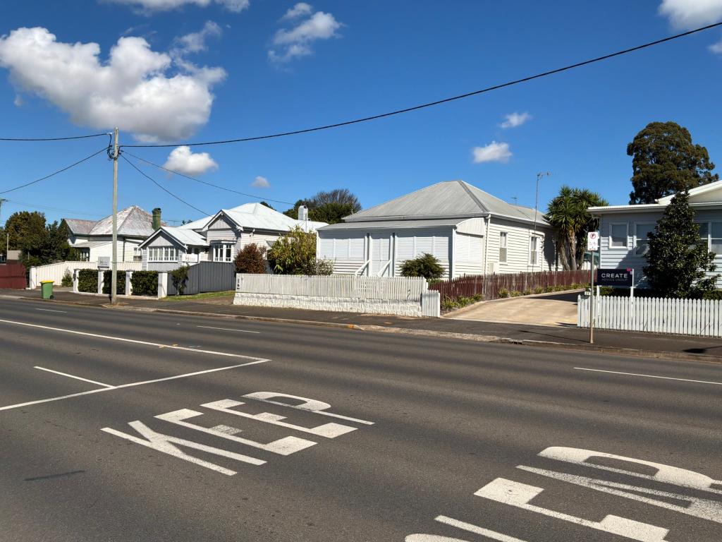 29 Clifford St, Toowoomba City, QLD 4350
