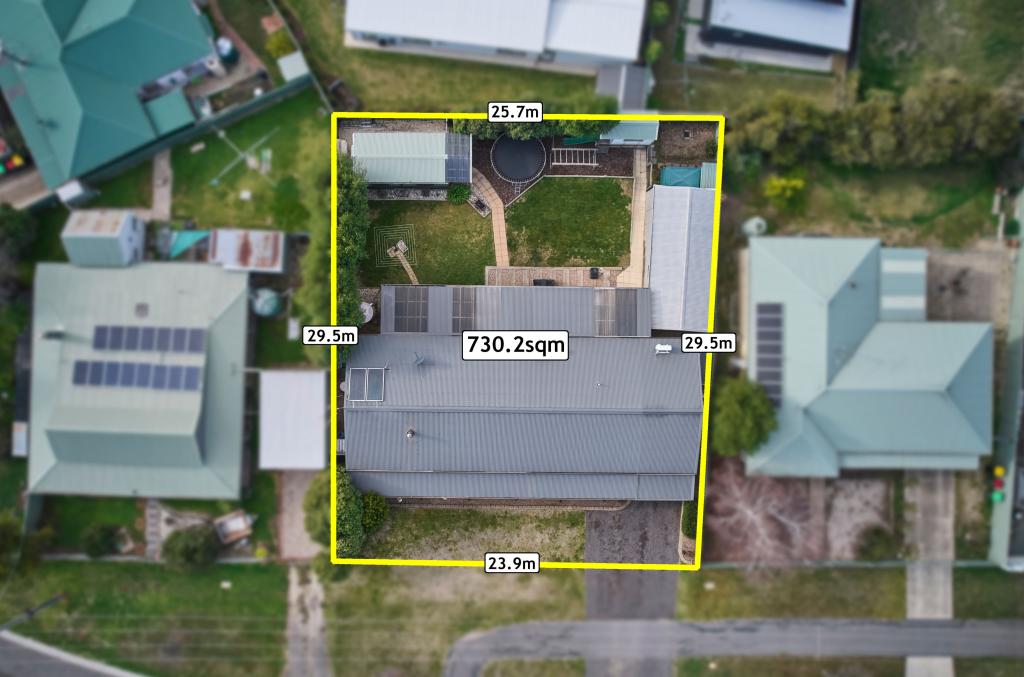 76 Ebden St, Heathcote, VIC 3523
