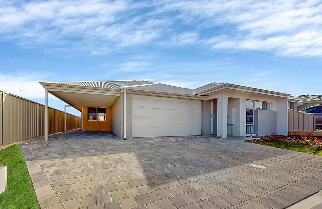 4A CARP WAY, TWO ROCKS, WA 6037