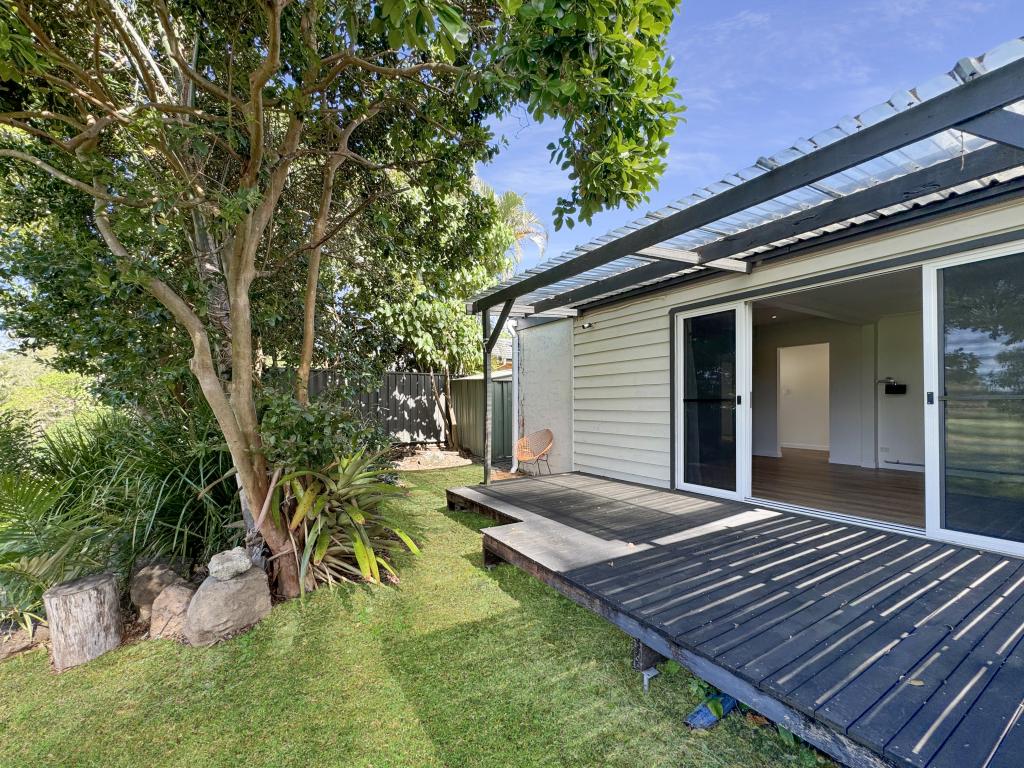 4A COONAWARRA CT, OCEAN SHORES, NSW 2483