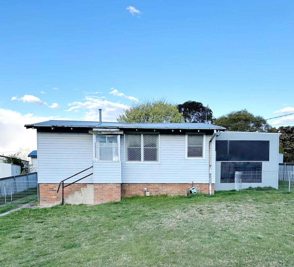 14 Hume Ave, Wallerawang, NSW 2845