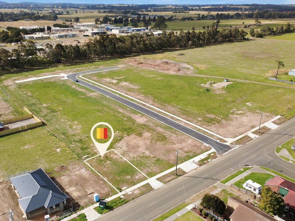83 LUCKNOW ST, EAST BAIRNSDALE, VIC 3875