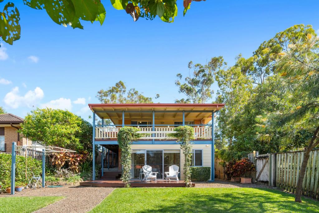 12 Ridgeway Ave, Southport, QLD 4215