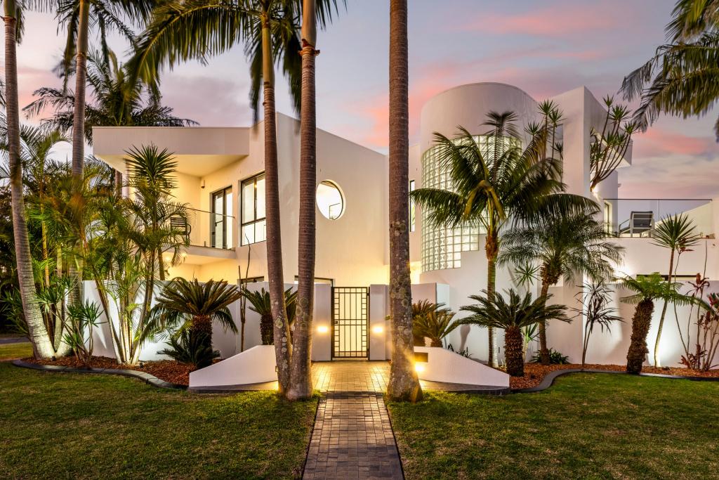 8 Lomandra Pl, Alfords Point, NSW 2234
