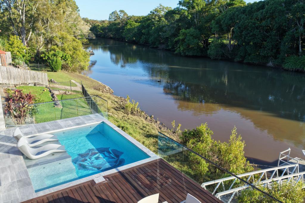 11 Cosmos Ct, Elanora, QLD 4221