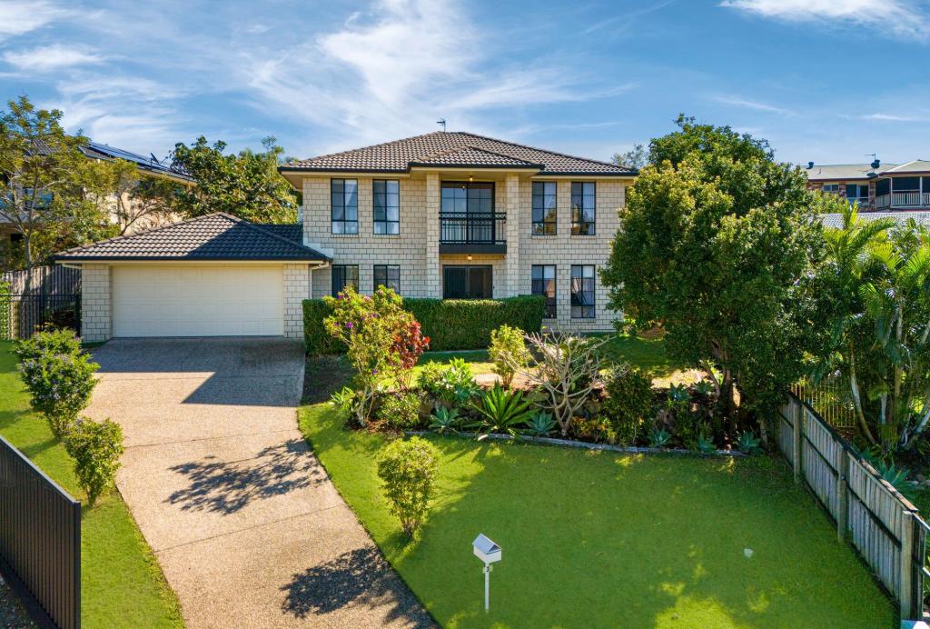 3 Maty Pl, Pacific Pines, QLD 4211