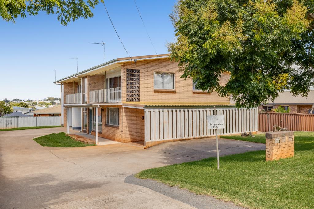 60 Noll St, Kearneys Spring, QLD 4350