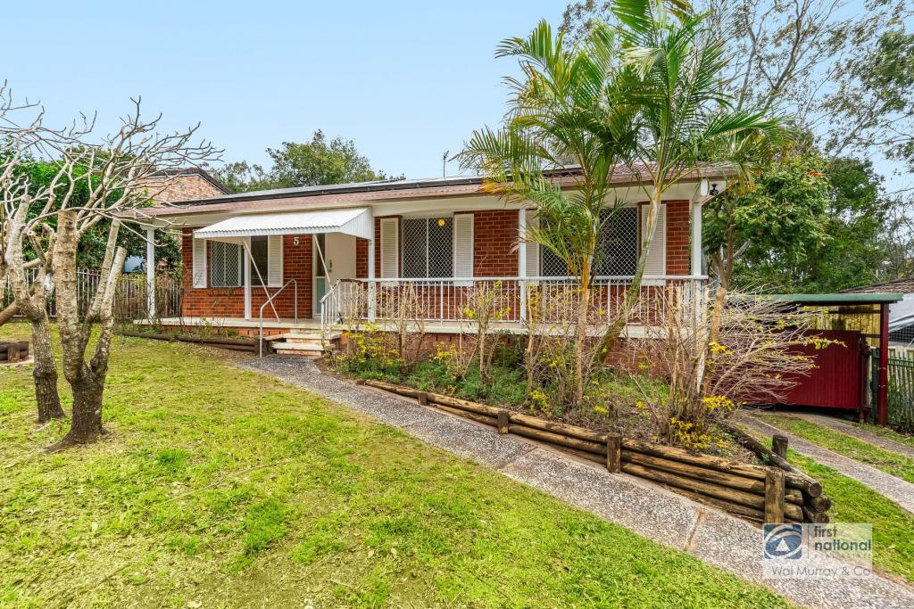 5 CARLTON AVE, GOONELLABAH, NSW 2480