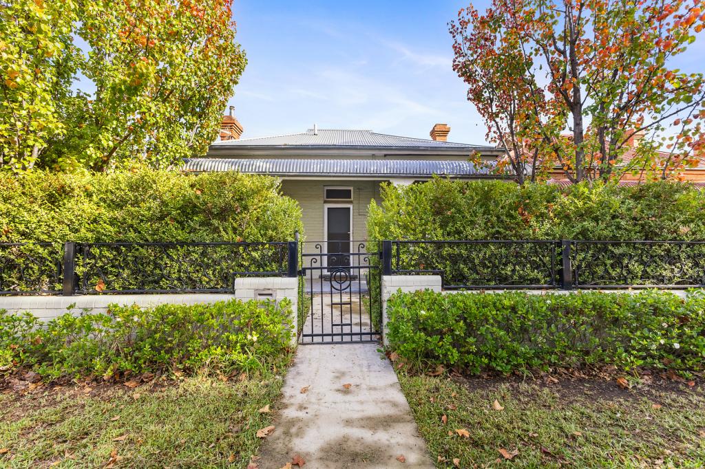 56 Best St, Wagga Wagga, NSW 2650