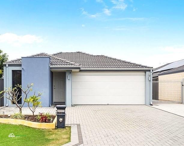 54 BENBECULA LOOP, PORT KENNEDY, WA 6172