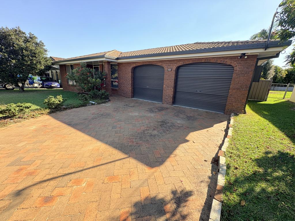 16 Cypress St, Townsend, NSW 2463