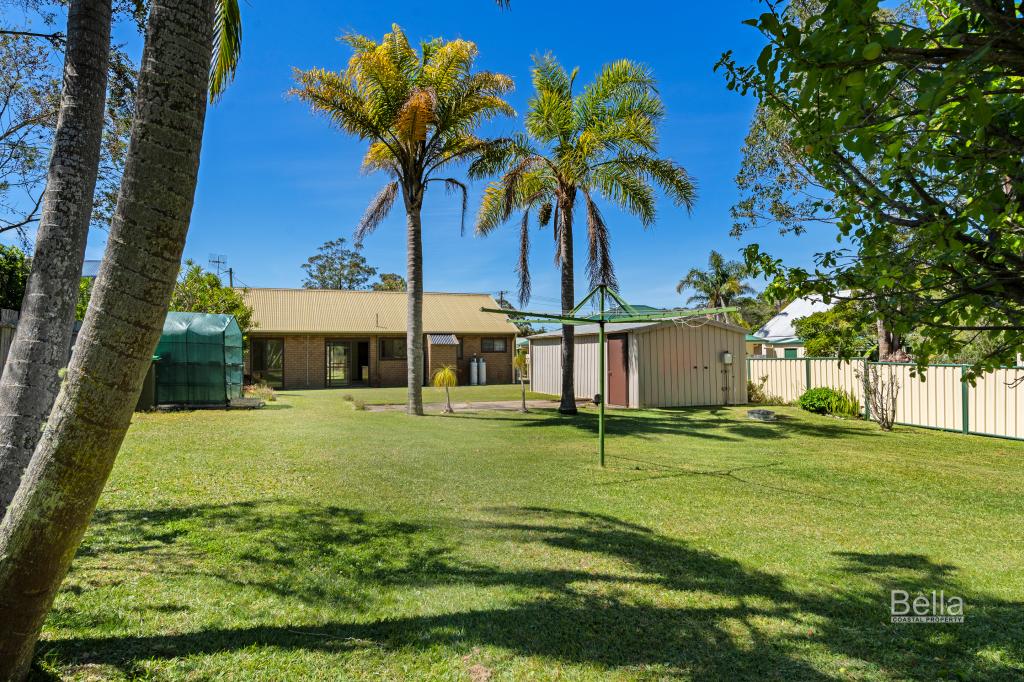 15 Lyra Dr, Lake Tabourie, NSW 2539