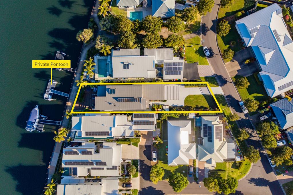 11 Maui Ct, Parrearra, QLD 4575
