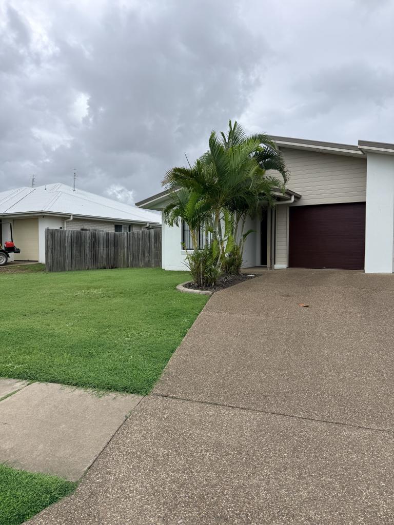 21a Imperial Cct, Eli Waters, QLD 4655