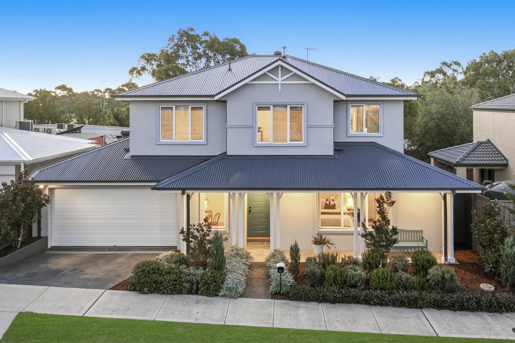 11 Bragg Rd, Beaconsfield, VIC 3807