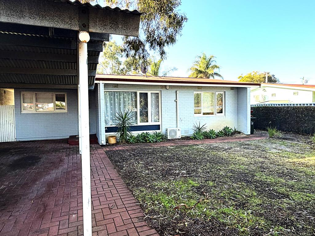 15k Calvert Way, Girrawheen, WA 6064
