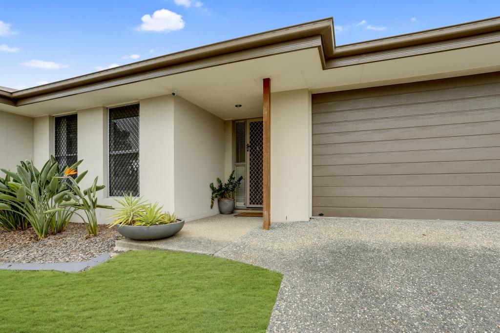 2/15 Jones St, Coomera, QLD 4209